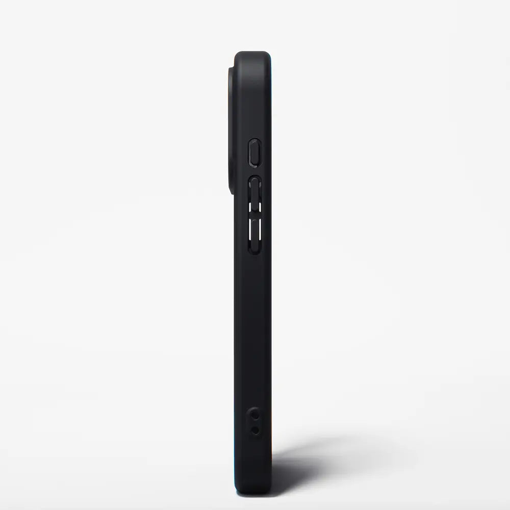 IPHONE 17 CASE ULTIMATE