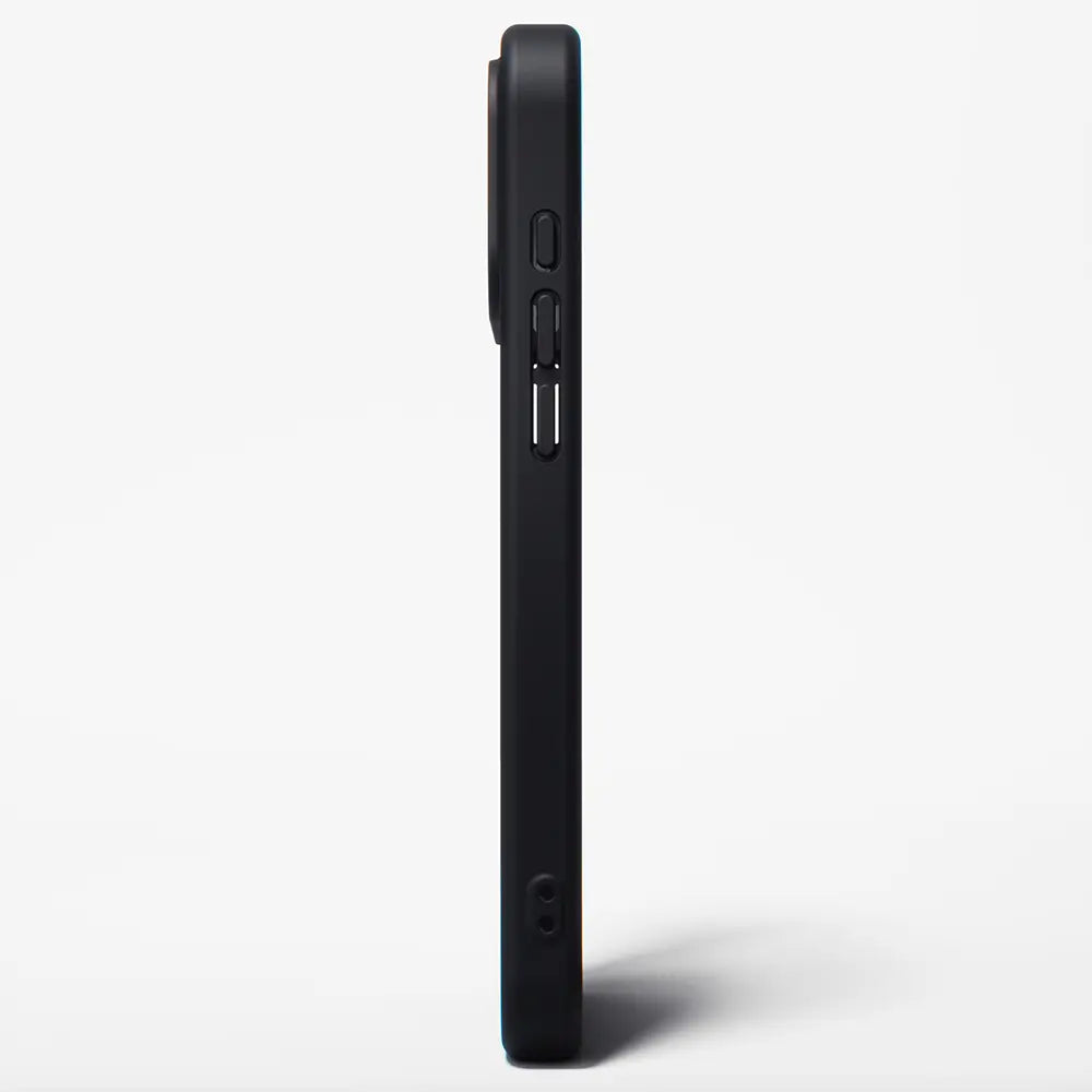 IPHONE 17 CASE ULTIMATE